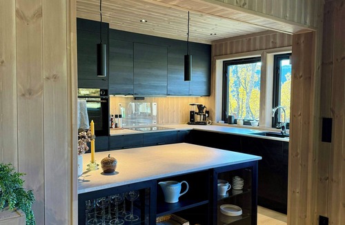 Oppdal House | Modern cabin by Skarvatnet in Oppdal
