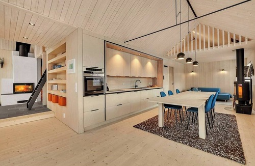 Laukeng House | Modern cabin in harmony with nature