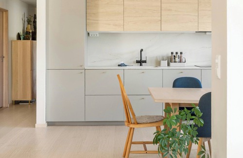 Hole House | Modern cabin with panoramic views