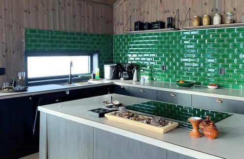 Nissedal House | Modern cabin with panoramic view by Nissedal