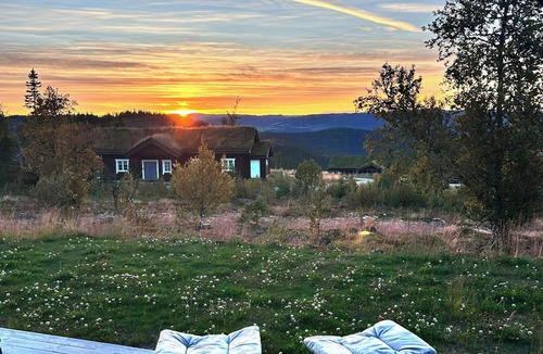 Nes House | Modern cabin with panoramic views at Nesfjellet