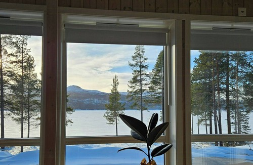 Nore og Uvdal House | Modern cabin with panoramic views near Langedrag