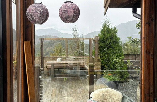Suldal House | Modern cabin with panoramic views in Aukland