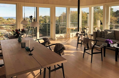 Kragero House | Modern cabin with sea views in Portør