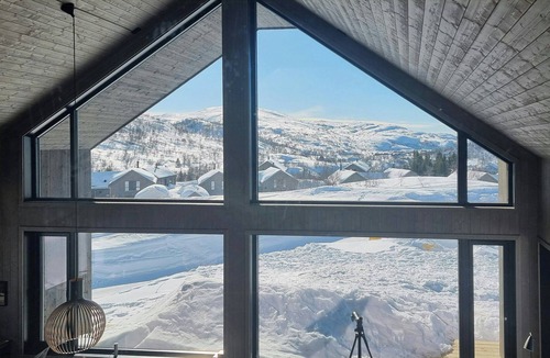 Sirdal House | Modern cabin with ski-in/ski-out in Sirdal