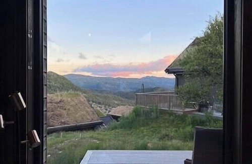 Rauland House | Modern cabin with view in Rauland