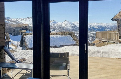 Rauland House | Modern cabin with view in Rauland