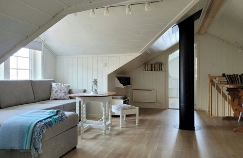 Kragero House | Modern captain's house on beautiful Skåtøy