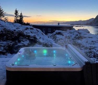 Ballstad House | Modern Cottage with amazing view