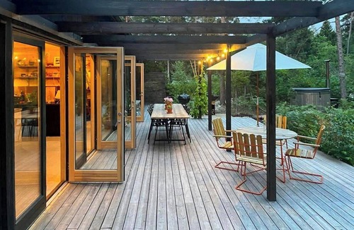 Klintehamn House | Modern designed barn house at Eksta coast