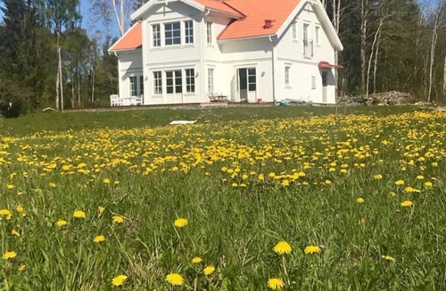 Vaddo House | Modern Eco Friendly Country House