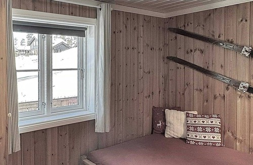 Vikberget House | Modern family cabin by the ski lift