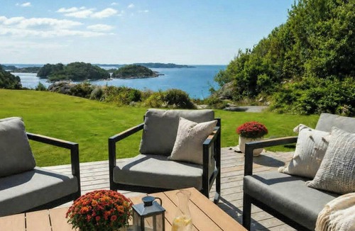 Lindesnes House | Modern family cabin on the Lindesnes coastline