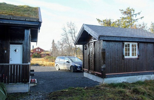 Etnedal House | Modern family cabin with views of Spåtind