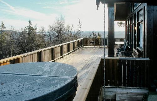 Etnedal House | Modern Family Cabin With Views Of Spåtind