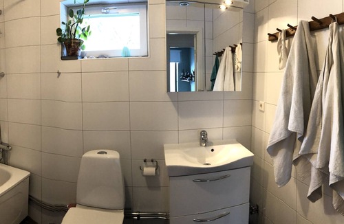 Skondal Villa | Modern Family-friendly House Near Lakes and Forest as Well as Central Stockholm