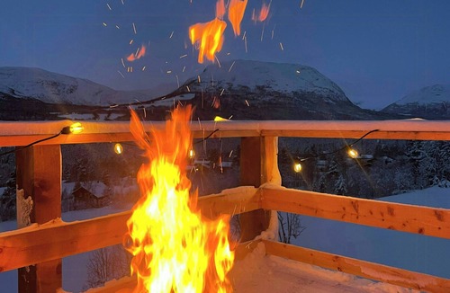 Bjorli House | Modern Farm with Panoramic Views and Nature