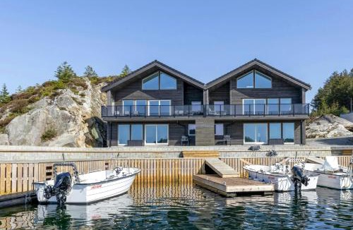 Selbjorn House | Modern Fishing Cabin With Sea View At Kalvaneset