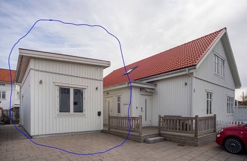 Ockero Cabin | Modern Guest House, Near the Beach on Öckerö
