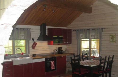 Ryd House | Modern holiday home with sauna, hot tub for bathing and trout pond in Småland