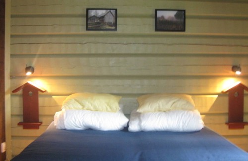 Ryd House | Modern holiday home with sauna, hot tub for bathing and trout pond in Småland