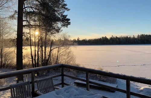 Aseda House | Modern house with private lake and sauna