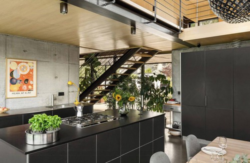 Bekkestua House | Modern industrial dream with sunny rooftop
