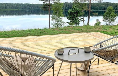 Hacksvik House | Modern Lakeside Retreat-By Traum
