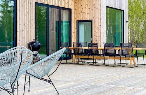 Hacksvik House | Modern Lakeside Retreat-By Traum