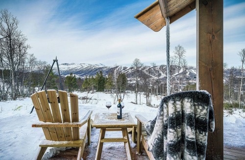 Hol Municipality House | Modern log cabin for whole family at Geilo