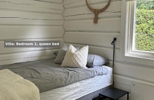 Hjarnarp Villa | Modern Log Cabin with Fireplace, Forest and EV Parking