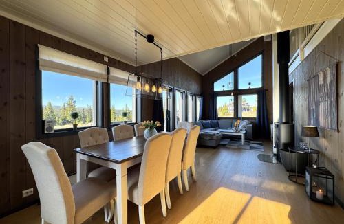 Nord-Aurdal House | Modern mountain cabin in Tisleidalen, Golsfjellet