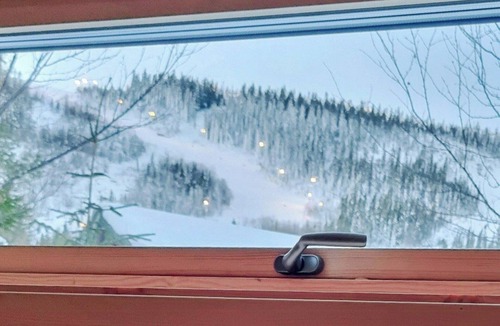 Klovsjo House | Modern mountain cabin with sauna near Klövsjö
