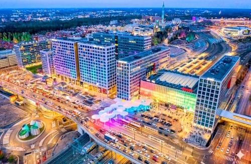 Pasila Apartment | Modern Nordic Stay in Helsinki Center with Pool, Sauna & Gym