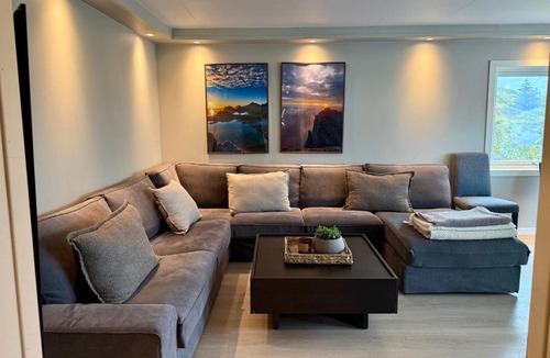Sund i Lofoten House | Modern Ocean Escape, Lofoten