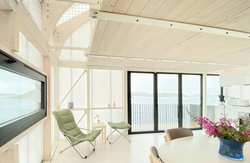Henningsvaer House | Modern seaside house in Henningsvær