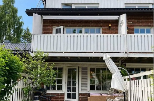Espoo House | Modern Seaside Townhouse with Sauna, Garden & Free Parking