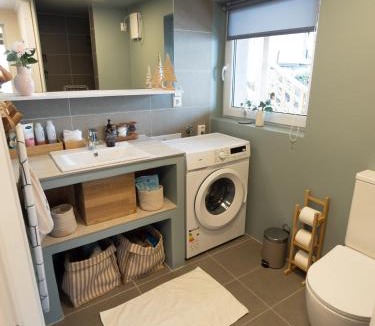 Horten Apartment | Modern studio in Horten with free parking