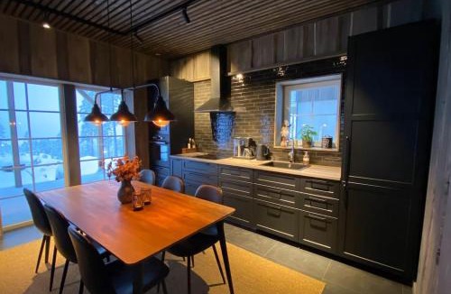 Jarvso House | Modern Stuga med Ski Lodge känsla