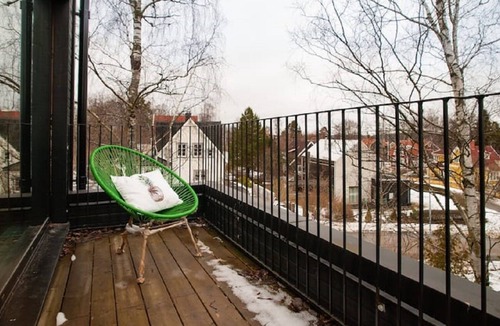 Sollentuna House | Modern townhouse on Arlanda - Stockholm metro line