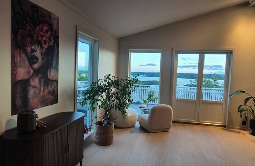 Sandefjord Villa | Modern villa with 180° Panoramic Sea View, Sunny Terraces, 4BR/Pizza/EV/Fiber