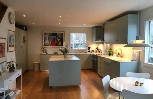Viggbyholm Villa | Modern villa with generous open spaces and fantastic lakeside location