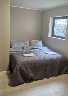 Sandefjord Apartment | Moderne 2 roms leilighet med gratis parkering nær sentrum