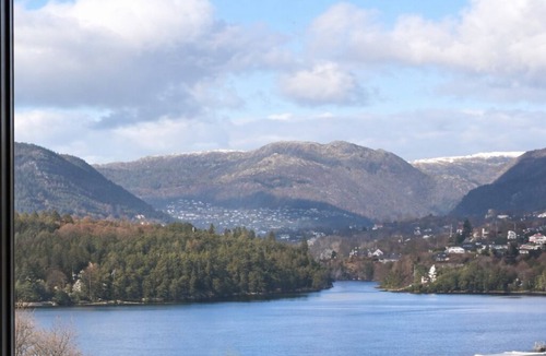 Ytrebygda House | Moderne house in Bergen, 15 min to city, 10 min to airport