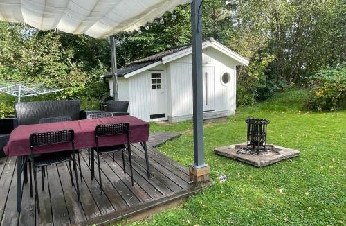 Ekero House | Modernt gästhus med två sovrum och sovmöjlighet för upp till fem personer