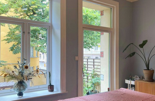 St. Hanshaugen Apartment | Moody vintage apartment in Oslo