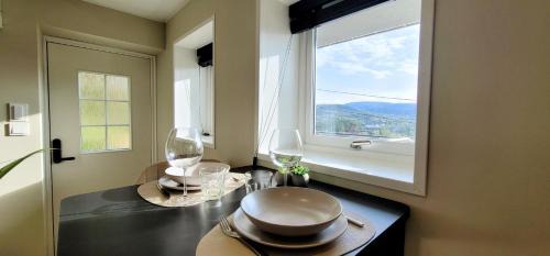 Fyllingsdalen Apartment | Morgensolen - Free Parking & Mountain Trails