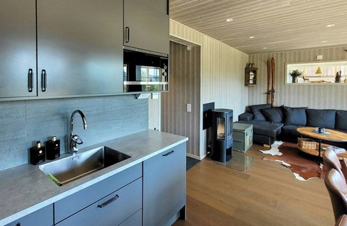 Vemdalen Apartment | Mountain apartment with views of Vemdalsskalet
