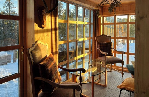 Nore og Uvdal House | Mountain cabin by seven mountain lakes in Sloko