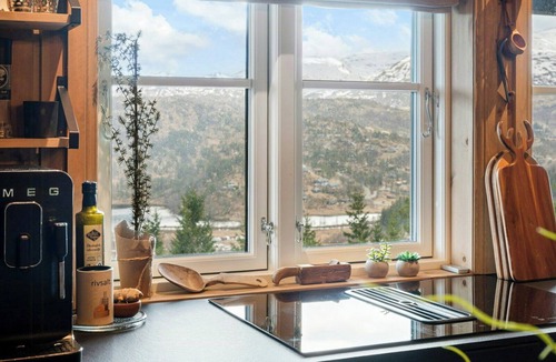 Kvam House | Mountain cabin with panoramic views in Kvamskogen